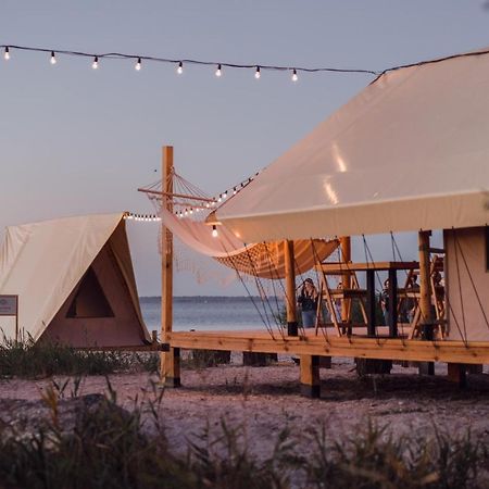 Glamping Mandra Hotel ซาโตกา ภายนอก รูปภาพ